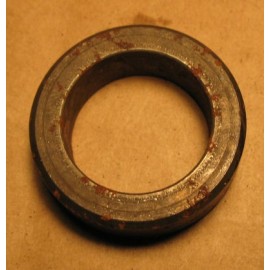 Spacer for rear bearing 500 (all)/600/600D (1957-->1977)
