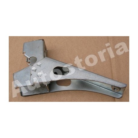 Right rear bumper bracket - 128 Coupe