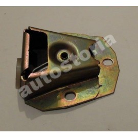 Luggage lid striker plate - Fiat 124 Coupe 1800