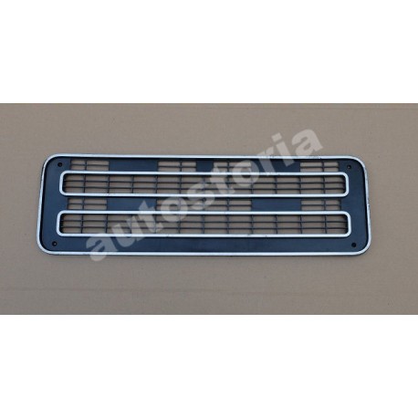 Radiator grill - Fiat 900